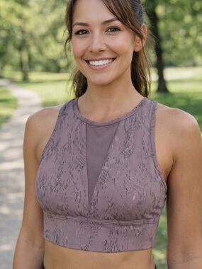 Sweaty Betty mauve sports bra with silver shimmer size Small NWOT